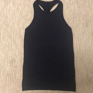 High neck lululemon tank size 4